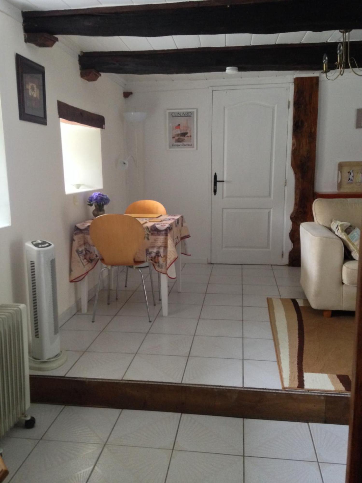 Le Petit Chateau, Matisse Noyal-Pontivy Exterior foto