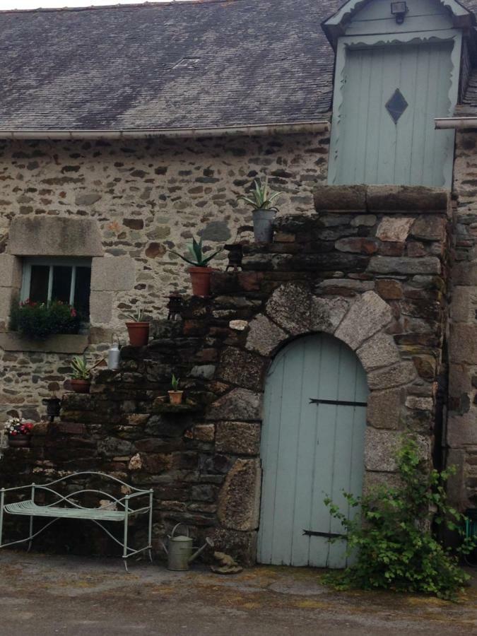 Le Petit Chateau, Matisse Noyal-Pontivy Exterior foto
